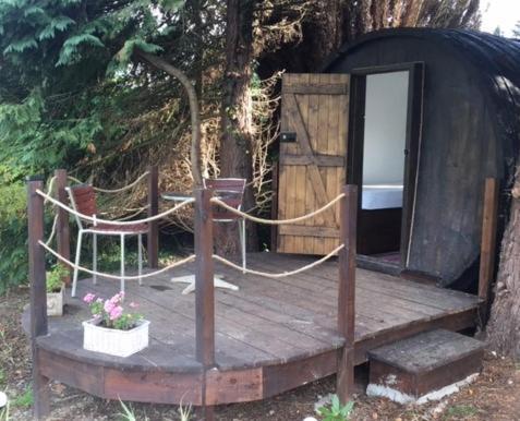 Charming 2-Bed Cabin In Domfront-En-Poiraie Perrou Εξωτερικό φωτογραφία